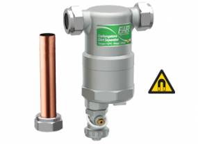 FAR Kompakt egyenes mágneses iszapleválasztó 3/4''